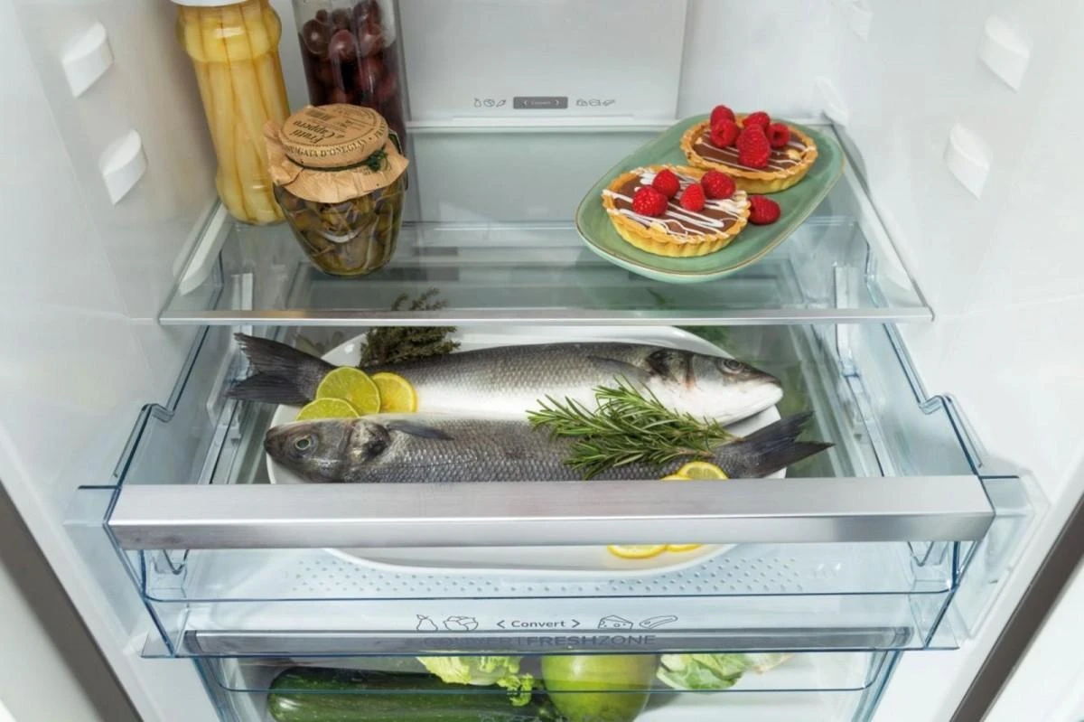 Gorenje | Šaldytuvas | NRK6202AW4 | Energy efficiency class E | Free standing | Combi | Height 200 cm | No Frost system | Šaldytuvas net capacity 235 L | Šaldiklis net capacity 96 L | Ekranas | 38 dB | Baltas
