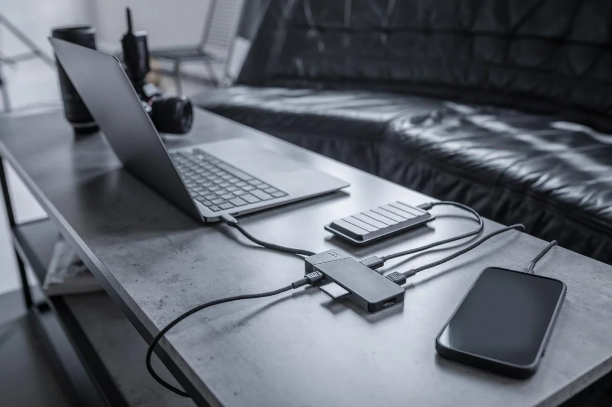 Lenovo Žalias Cell Žalias CELL HUB USB-C GC Connect 3xUSB 3.1 HDMI 4K 60Hz PD 85W