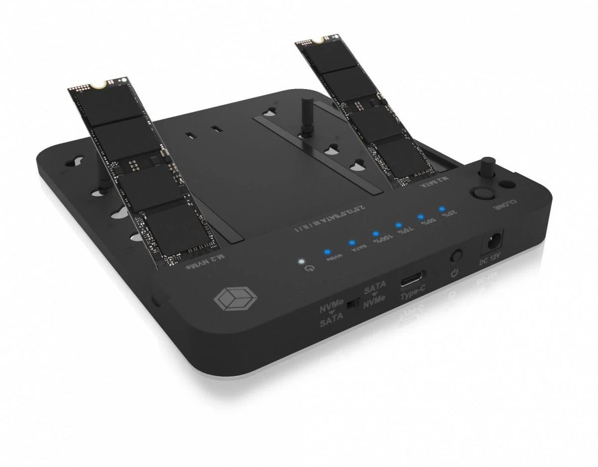 „Raidsonic Icy Box IB-2915MSCL-C31“ prijungimo stotelė ir „CloneStation“, skirta M.2 NVMe ir M.2 SATA SSD ir 2,5 colio / 3,5 colio SATA SSD / HDD