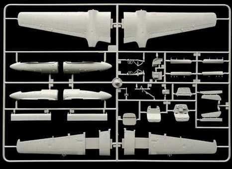 Italeri Douglas A-26B Invader 1/72 plastikinis surenkamas lėktuvo modelis