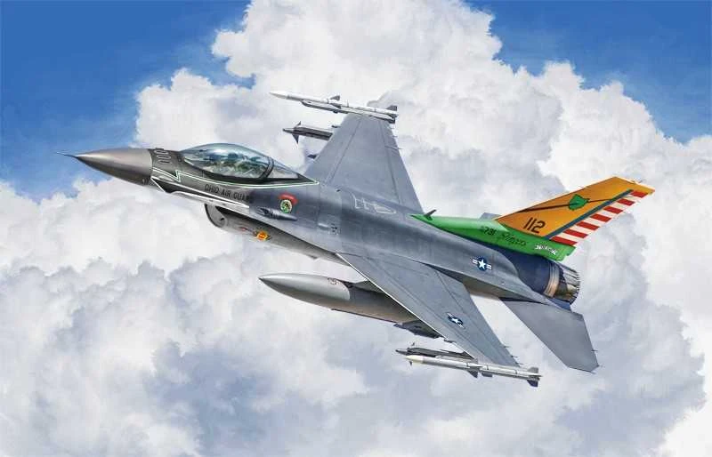 Italeri F-16C Fighting Falcon 1/48 plastikinis lėktuvo modelis