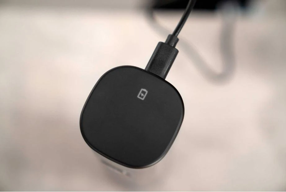 ZWILLING ENFINIGY Elektrinis druskos ir pipirų malūnėlis, juodas