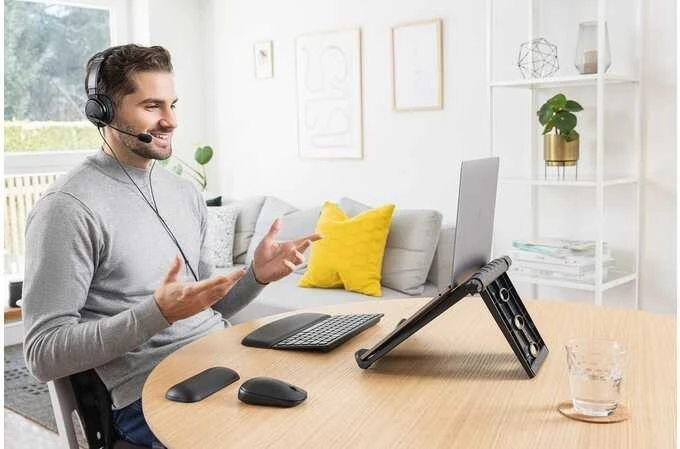 Klaviatūra Leitz KENSINGTON ErgoSoft Riešo atrama For Slim Compact Keyboards Juodas