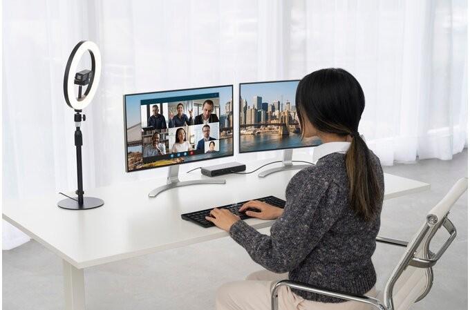 Kensingtono teleskopinės kameros stovas A1010