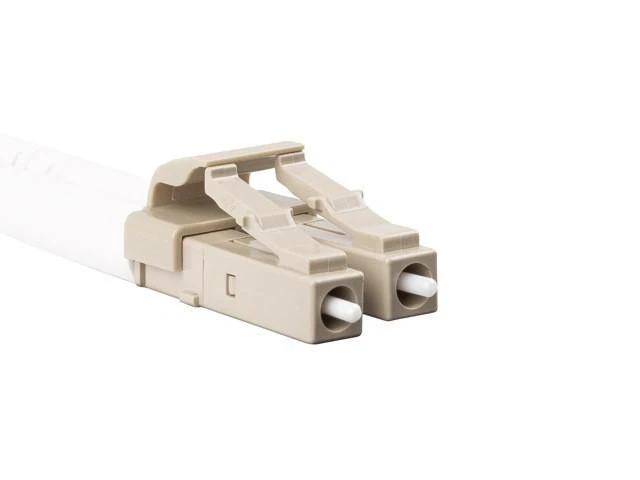 LANBERG šviesolaidinis laidas MM LC/UPC-LC/UPC dvipusis 2m LSZH om4 50/125 3.0mm violetinis
