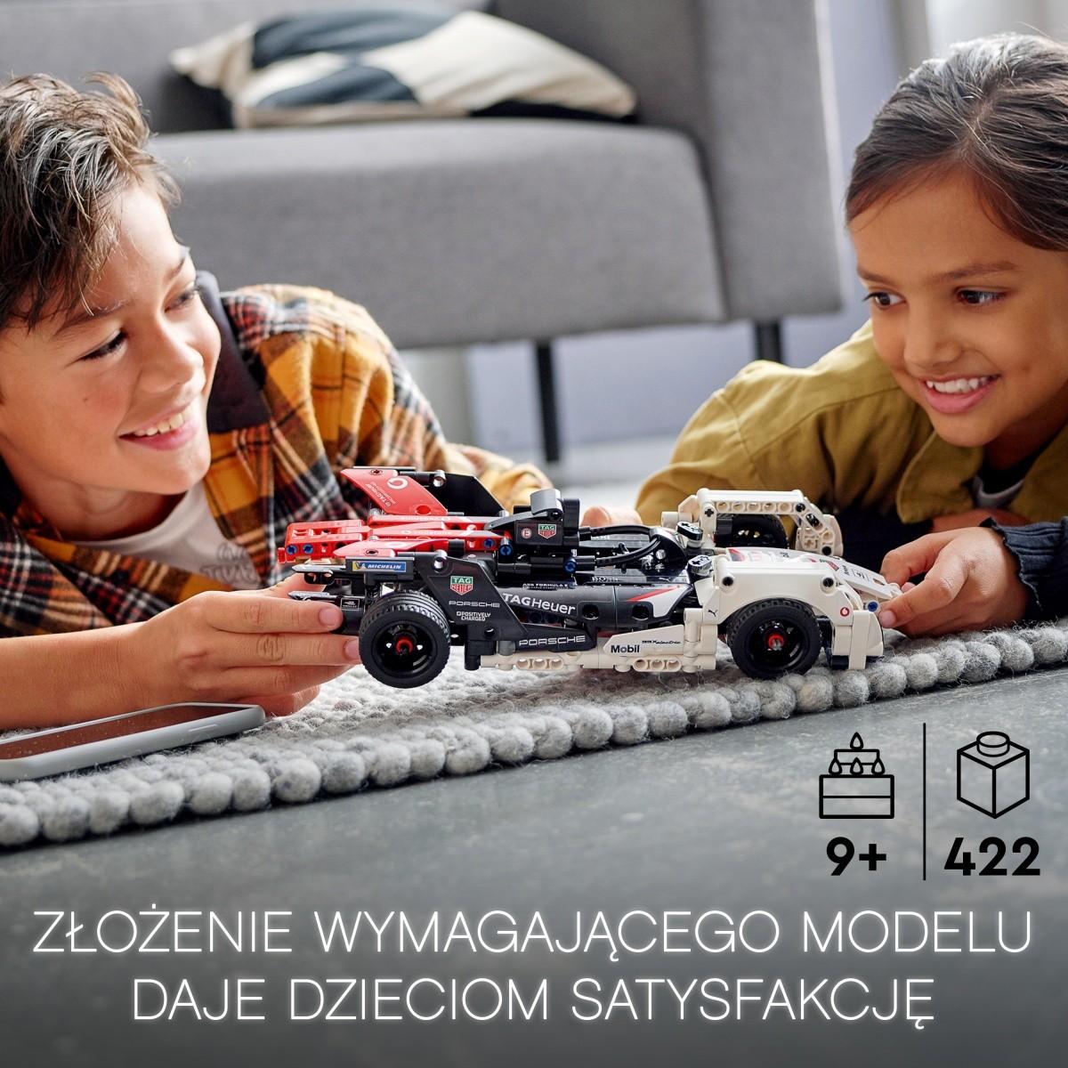 LEGO® Technic Formula E® Porsche 99X Electric (42137)