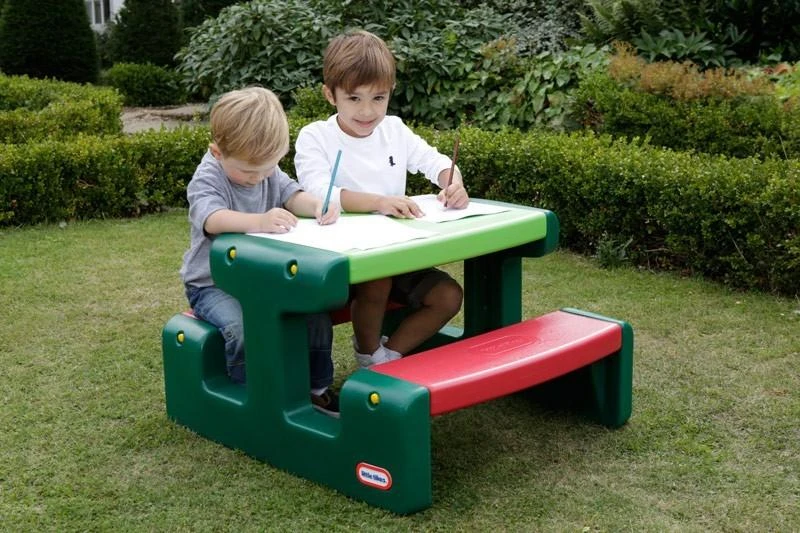Little Tikes Sodo Stalas Vaikams