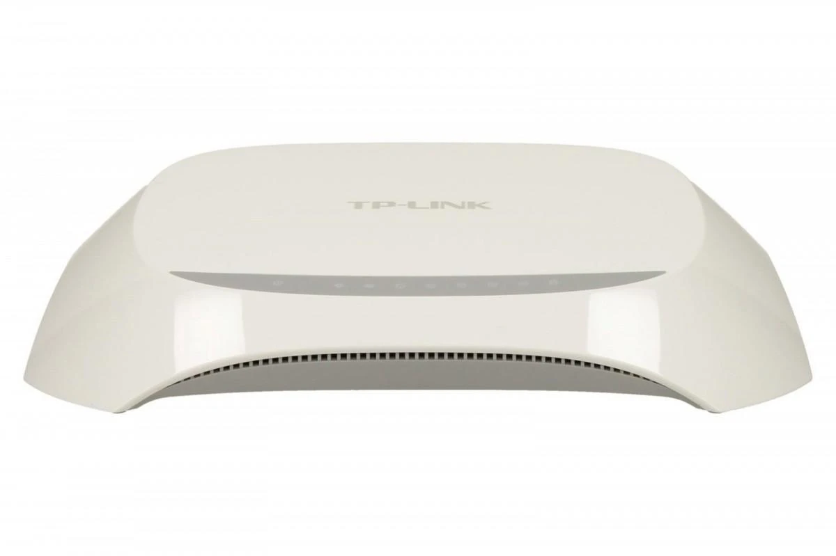 TP-LINK 300Mbps Wireless N Maršrutizatorius Broadcom 2T2R 2.4GHz 802.11n/g/b Integruotas 4 prievadų jungiklis 2 antenos