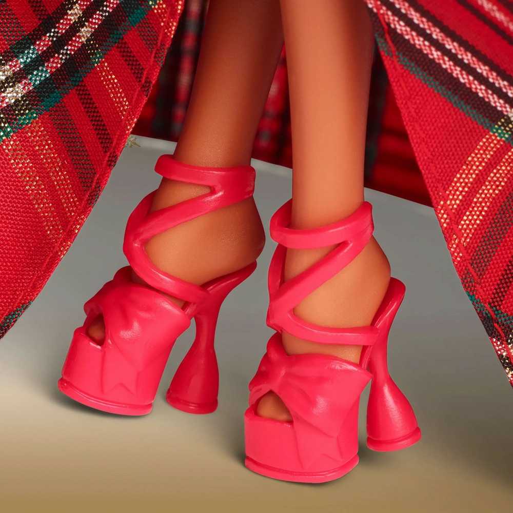 Mattel Lėlė Barbie Signature 2024 Holiday su languota suknele