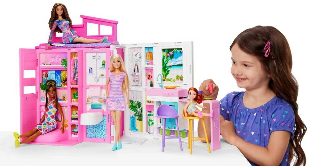 Barbie poilsio namelis su lėle HRJ77