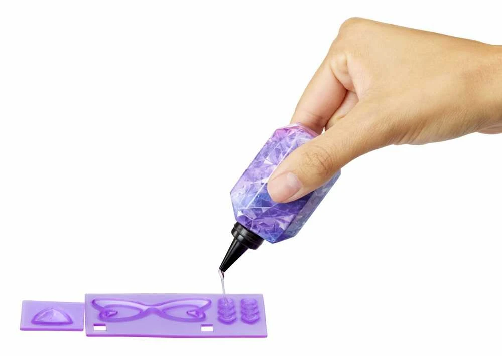 MGA Lėlė 121404-EUC Rainbow High Creative Crystals mados lėlė - violetinė