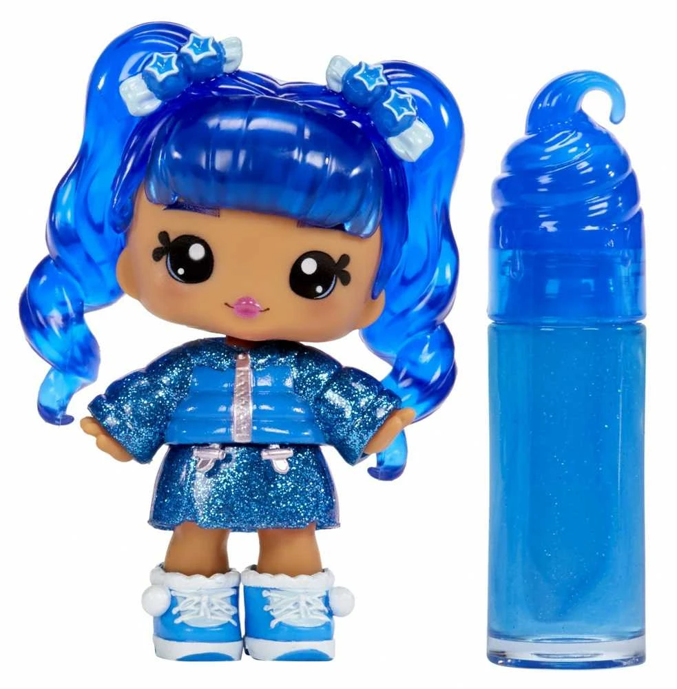 MGA 120766EUC Yummiland Lūpų blizgis Doll- Rory Blueberry