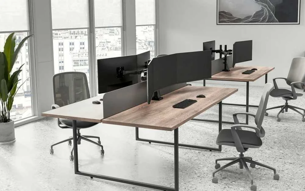 NEOMOUNTS NERO TRIPLE FLAT SCREEN DESK MOUNT (TELEFONO LAIKIKLIS + GREITO TVIRTINIMO SPAUSTUVAS/ANGA)