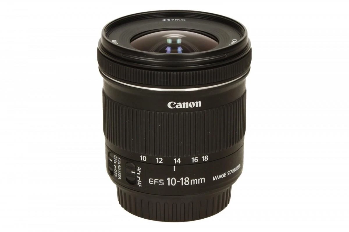 Canon EF-S10-18ISSTM „Ultra“ platus objektyvas Juoda
