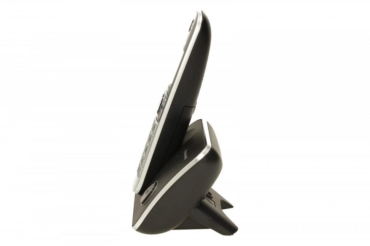 „Panasonic“ belaidis telefonas | KX-TG6811PDB | Integruotas ekranas | Juodas