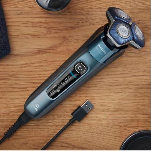 Philips Series 7000 barzdaskutė su USB laidu