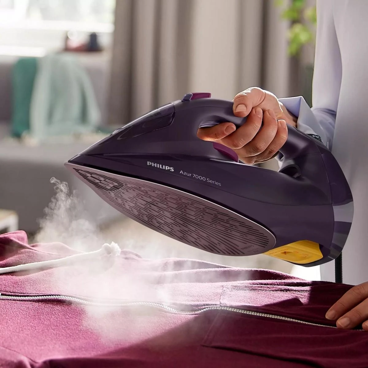 Garų lygintuvas Philips 7000 Serija HV, DST7061/30, tamsios spindinčios violetinės spalvos