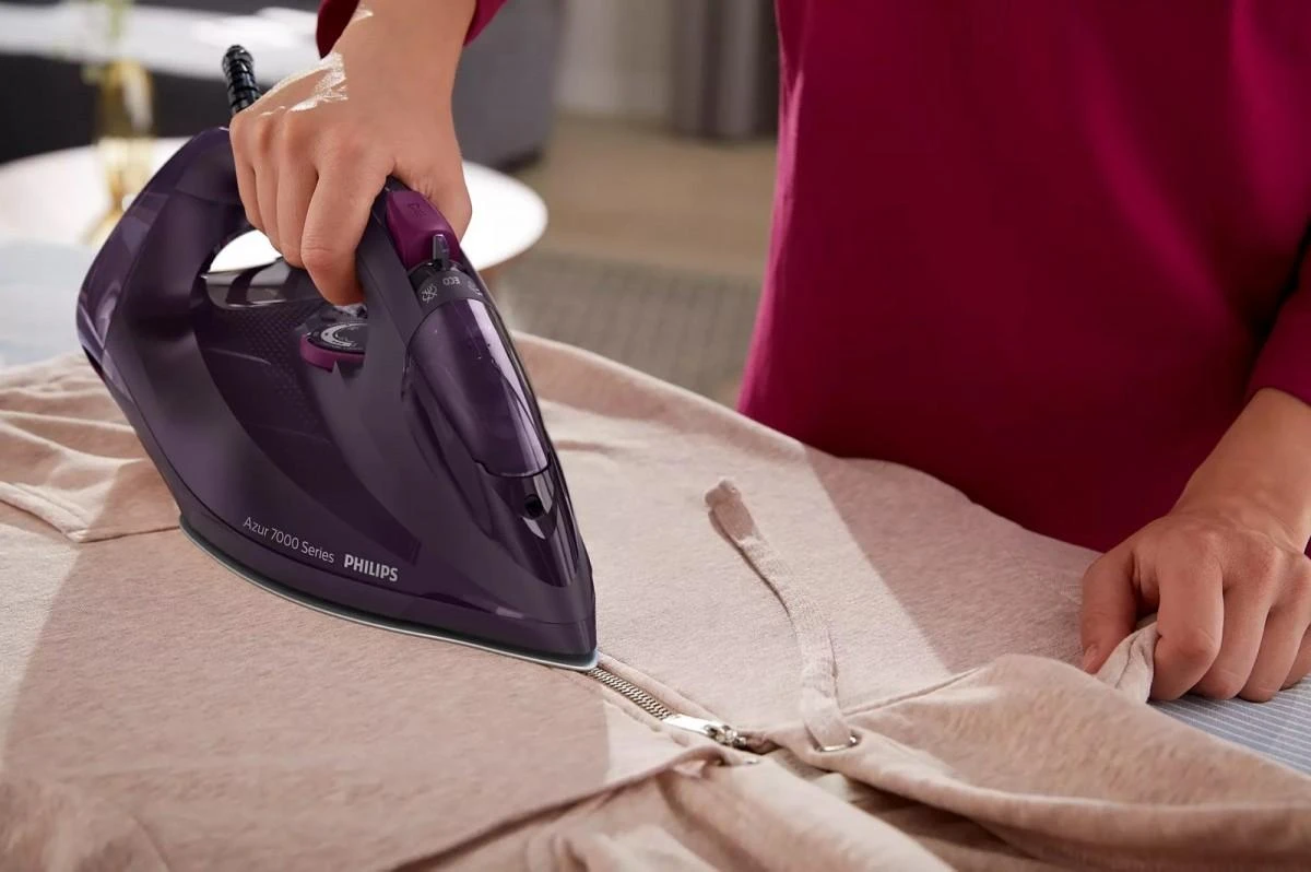 Garų lygintuvas Philips 7000 Serija HV, DST7061/30, tamsios spindinčios violetinės spalvos
