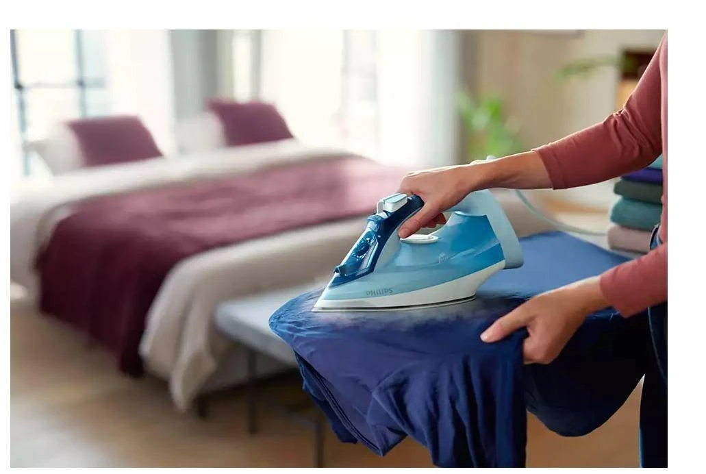 Philips 5000 Series Garų lygintuvas DST5030/20 2400 W galia 45 g/min nenutrūkstamas garas 180 g garo pripūtimas SteamGlide Plus