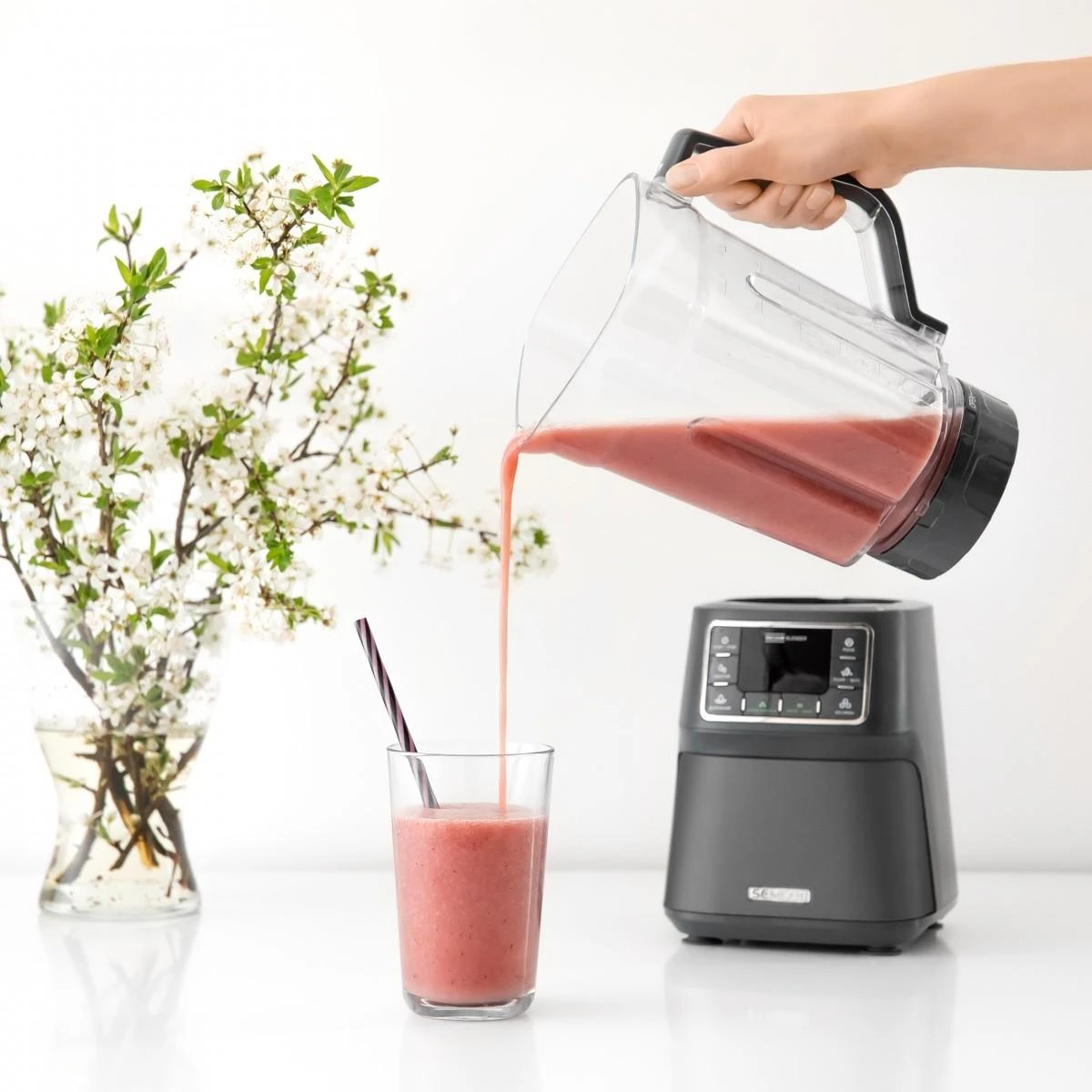 Sencor vakuuminė kokteilinė 1,5l +2 saugojimo buteliai