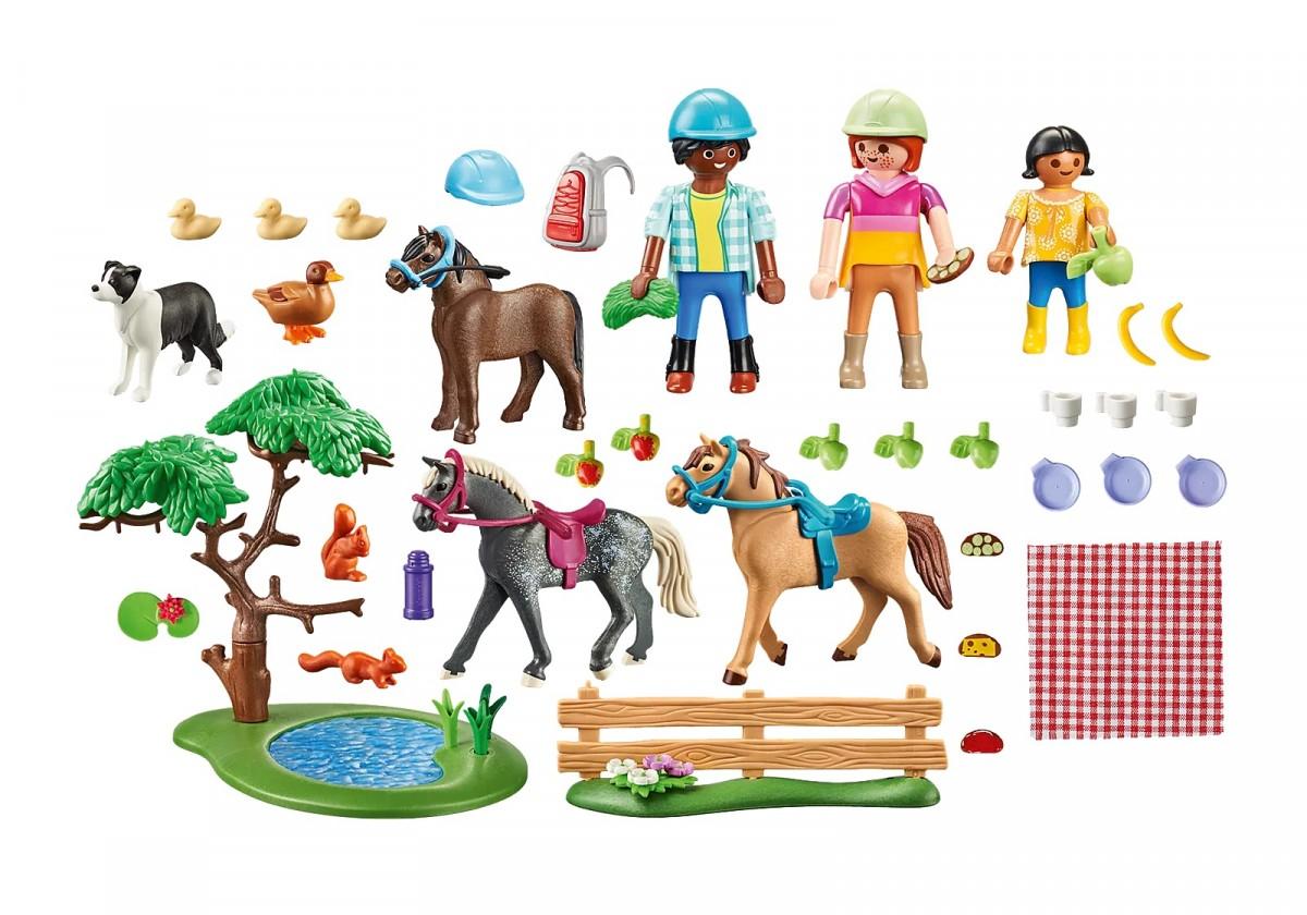 71239 PLAYMOBIL® Country, kaimo iškyla su žirgais