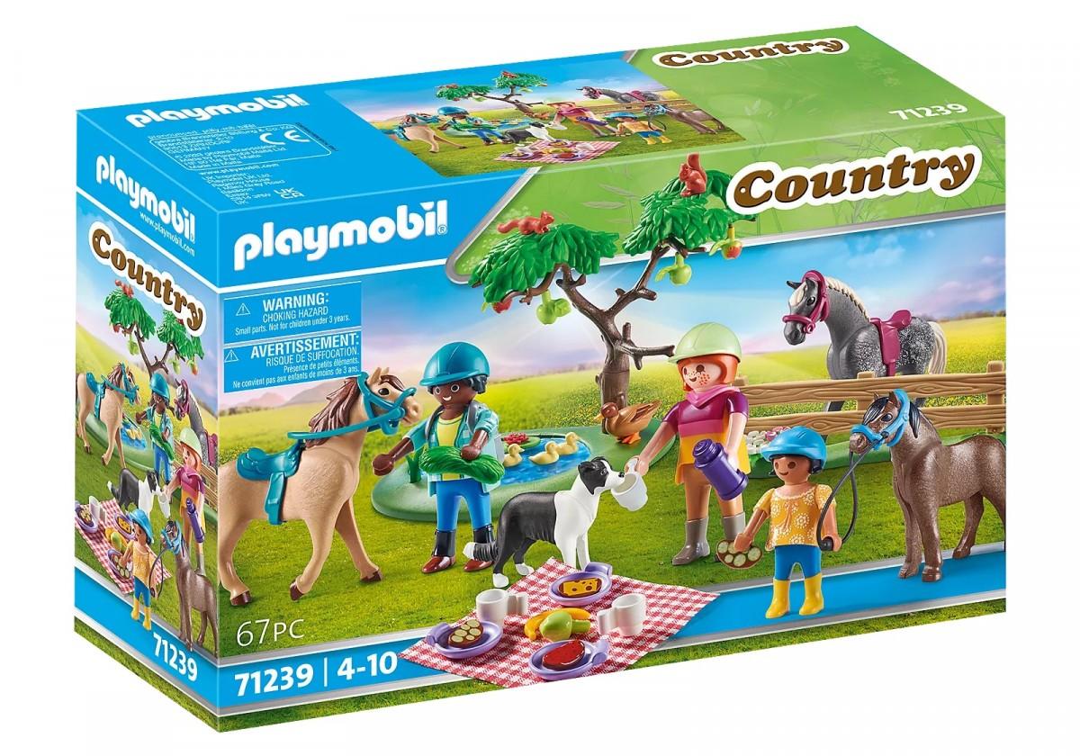 71239 PLAYMOBIL® Country, kaimo iškyla su žirgais