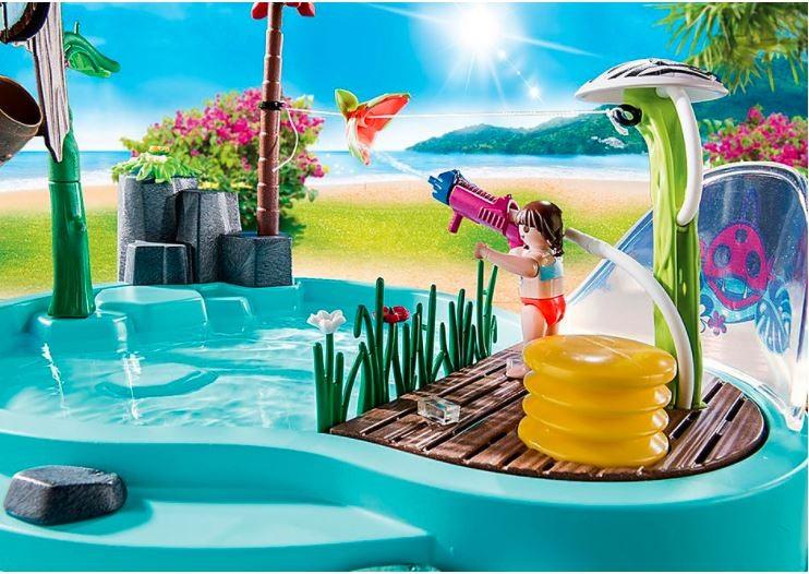 70610 Playmobil, linksmas baseinas su vandens purslais