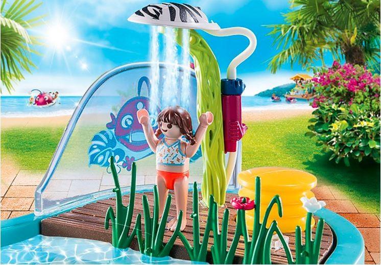 70610 Playmobil, linksmas baseinas su vandens purslais