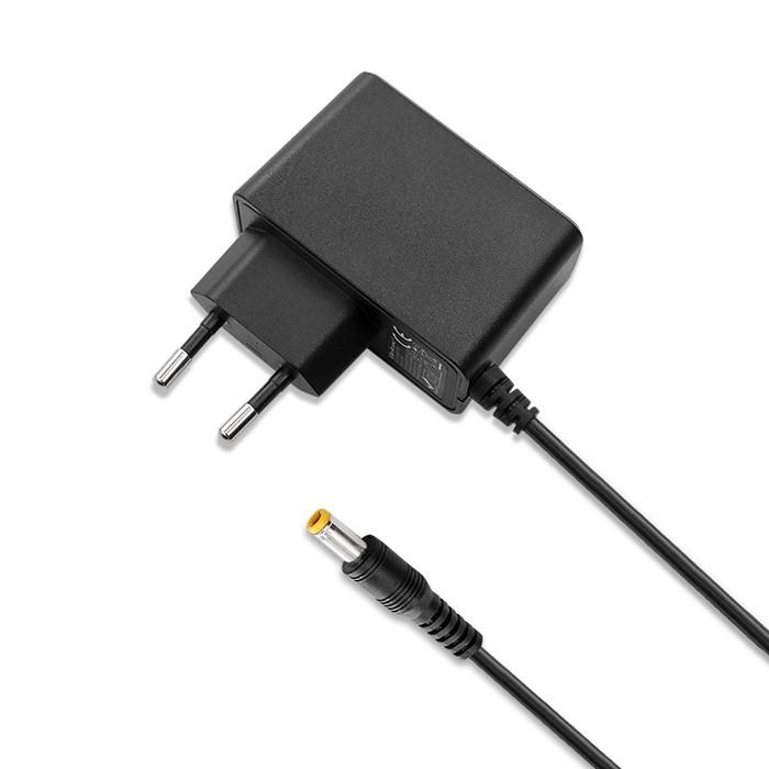 QOLTEC 52399 Kištukinis maitinimo šaltinis PREMIUM 10W / 5V / 2A / 5,5x2,5
