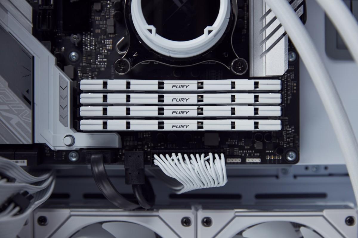 RAM Kingston KF564C32RWK2-32 32GB 6400MT/s DDR5 CL32 DIMM (Kit of 2) FURY Renegade Baltas XMP | Kingstonas