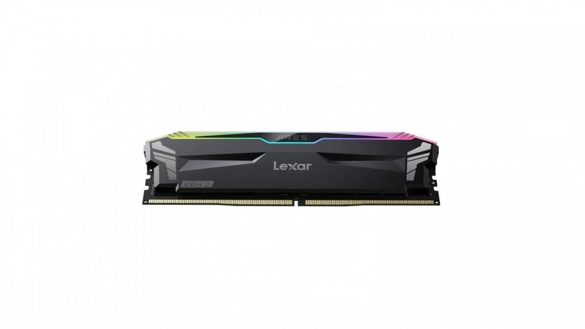 Lexar ARES DDR5 RAM modulis su RGB apšvietimu