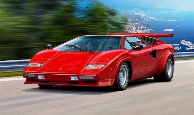 Revell Lamborghini Countach LP500S 1:24 plastikinis surinkimo rinkinys