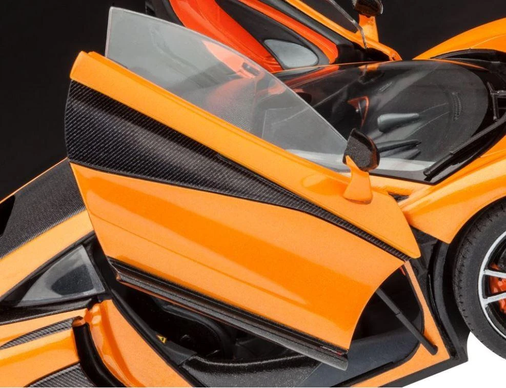 Revell McLaren 570S 1/24 plastikinis surenkamas modelis (07051)