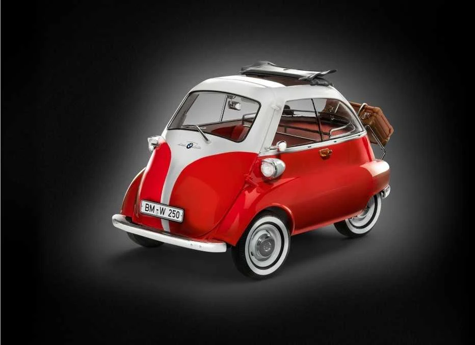 Revell BMW Isetta 250 70-mečio Exclusive Edition 1/16 surinkimo rinkinys