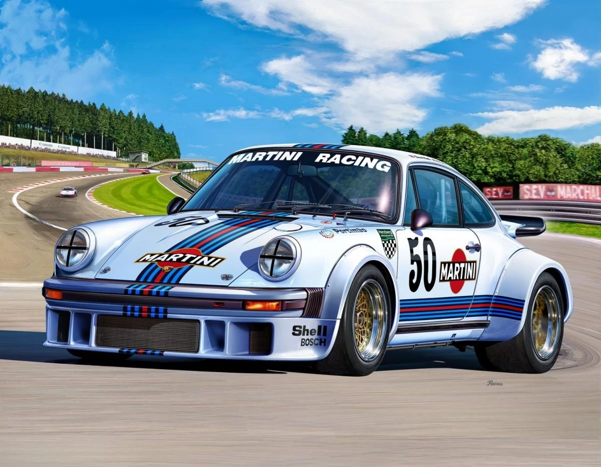 Revell Porsche 934 RSR Martini 1/24 plastikinis modelio rinkinys