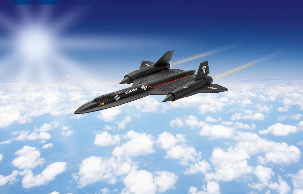 Revell – SR-71 Blackbird (lengvas paspaudimas), 1/110, 03652