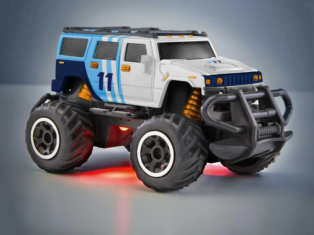 Revell REVELL 23493 Auto radijo SUV LINE BACKER