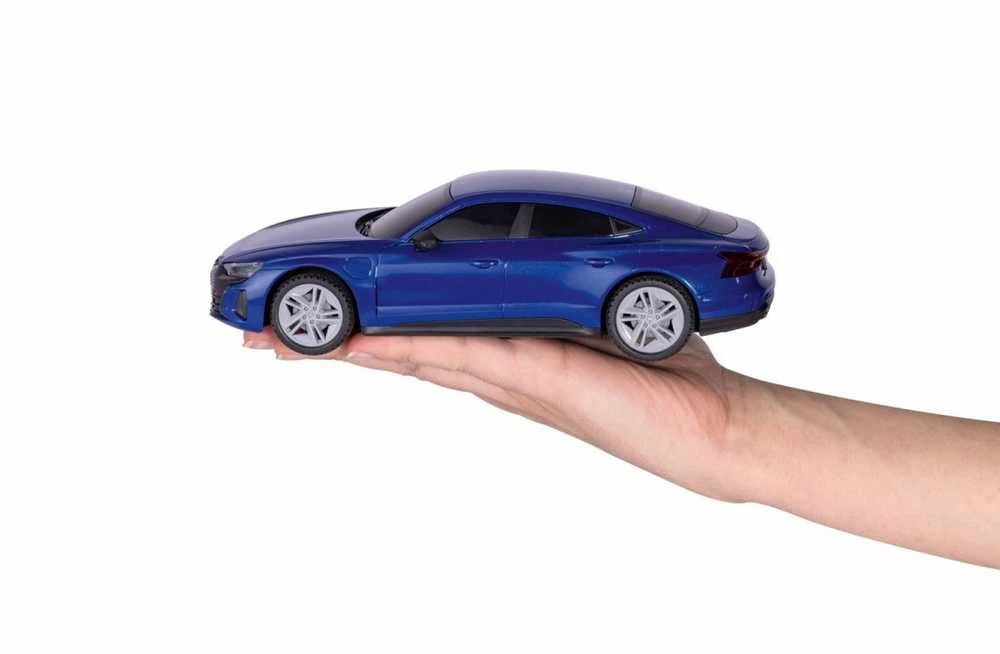 Revell RC Audi e-tron GT, 1:24 – radijo bangomis valdomas automobilis