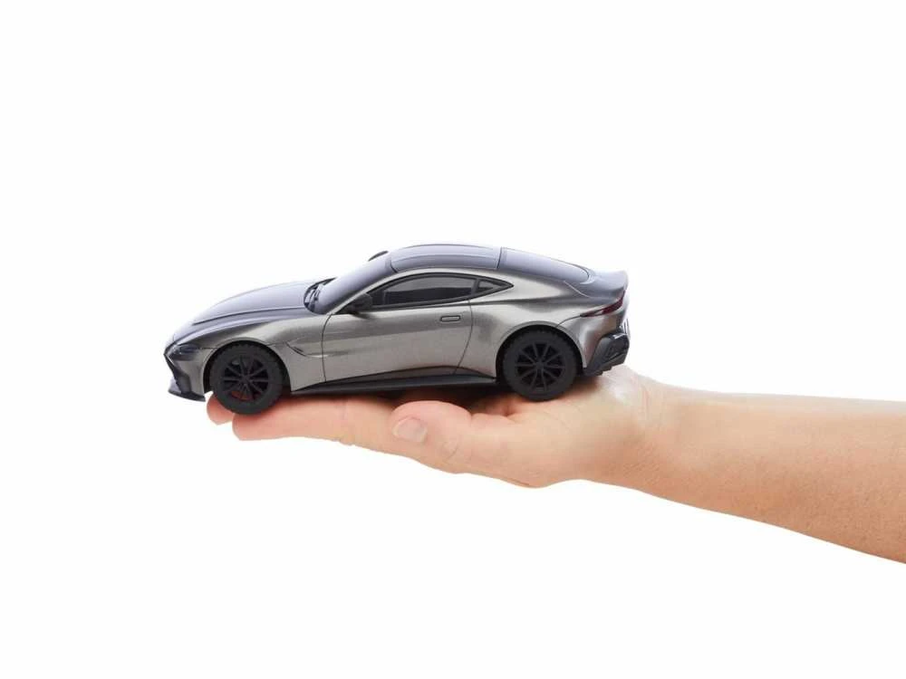Revell - Radijo bangomis valdomas (RC) Aston Martin Vantage, 1/24, 24658
