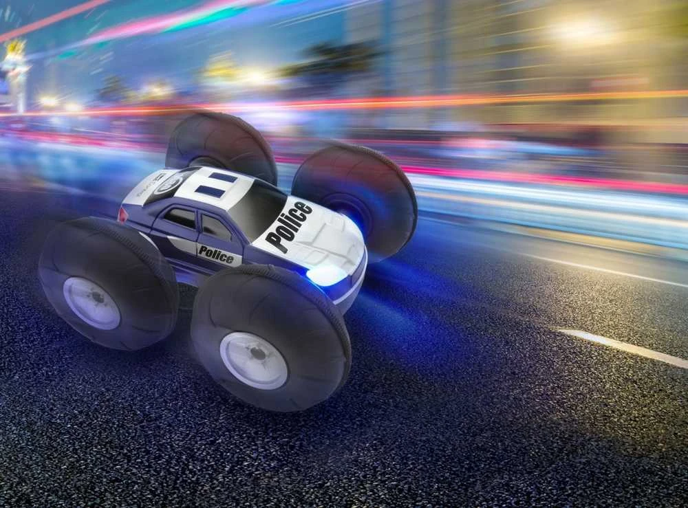 Revell FlipRacer RC dvipusis kaskadinis automobilis su LED, 24634