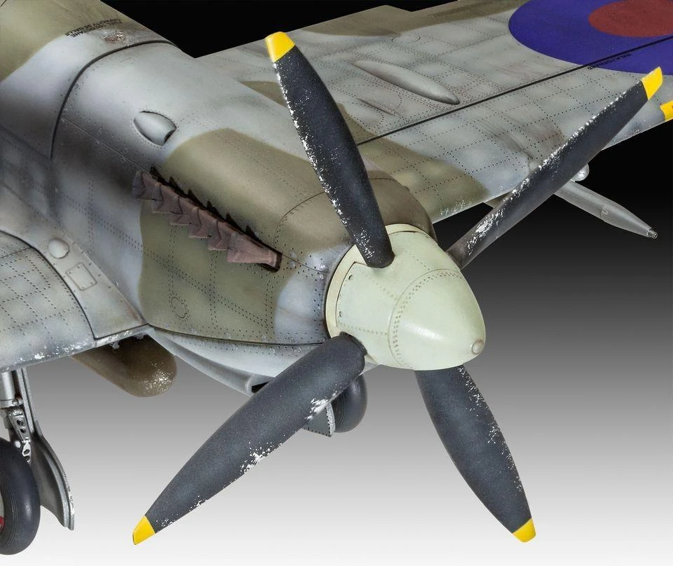 Revell – Supermarine Spitfire Mk. IXc, 1/32, 03927