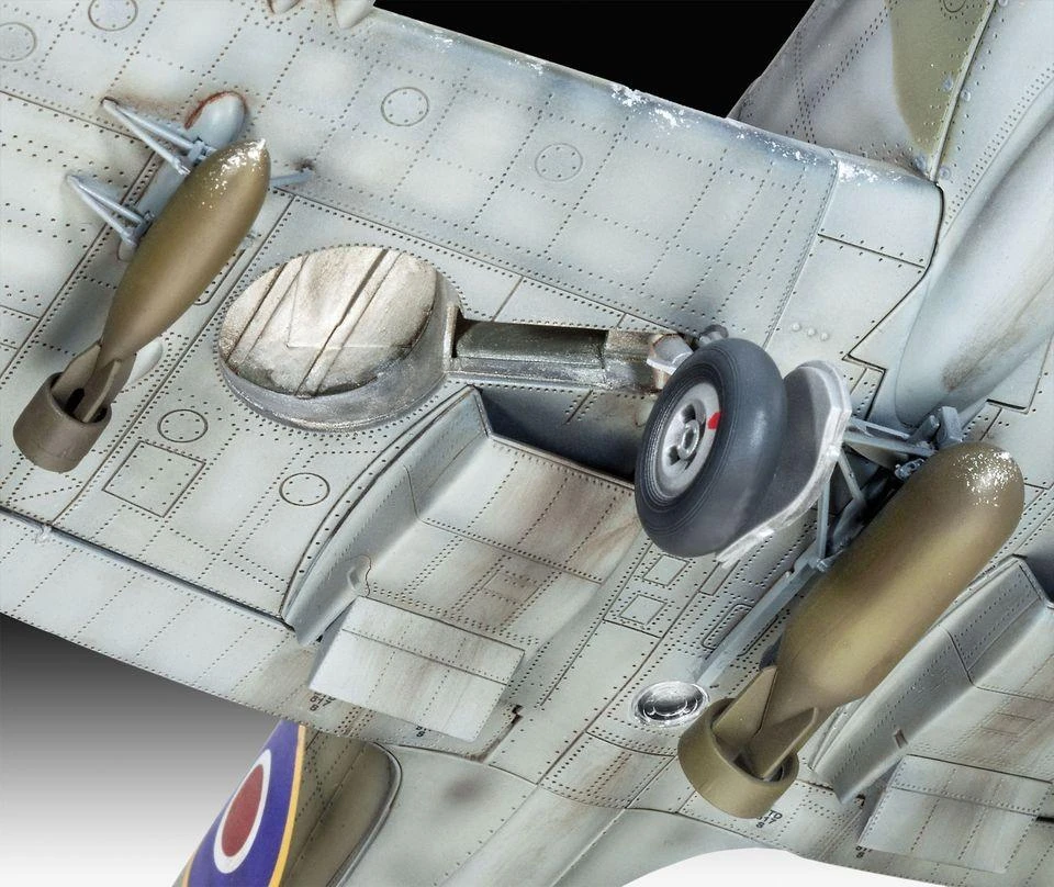 Revell – Supermarine Spitfire Mk. IXc, 1/32, 03927
