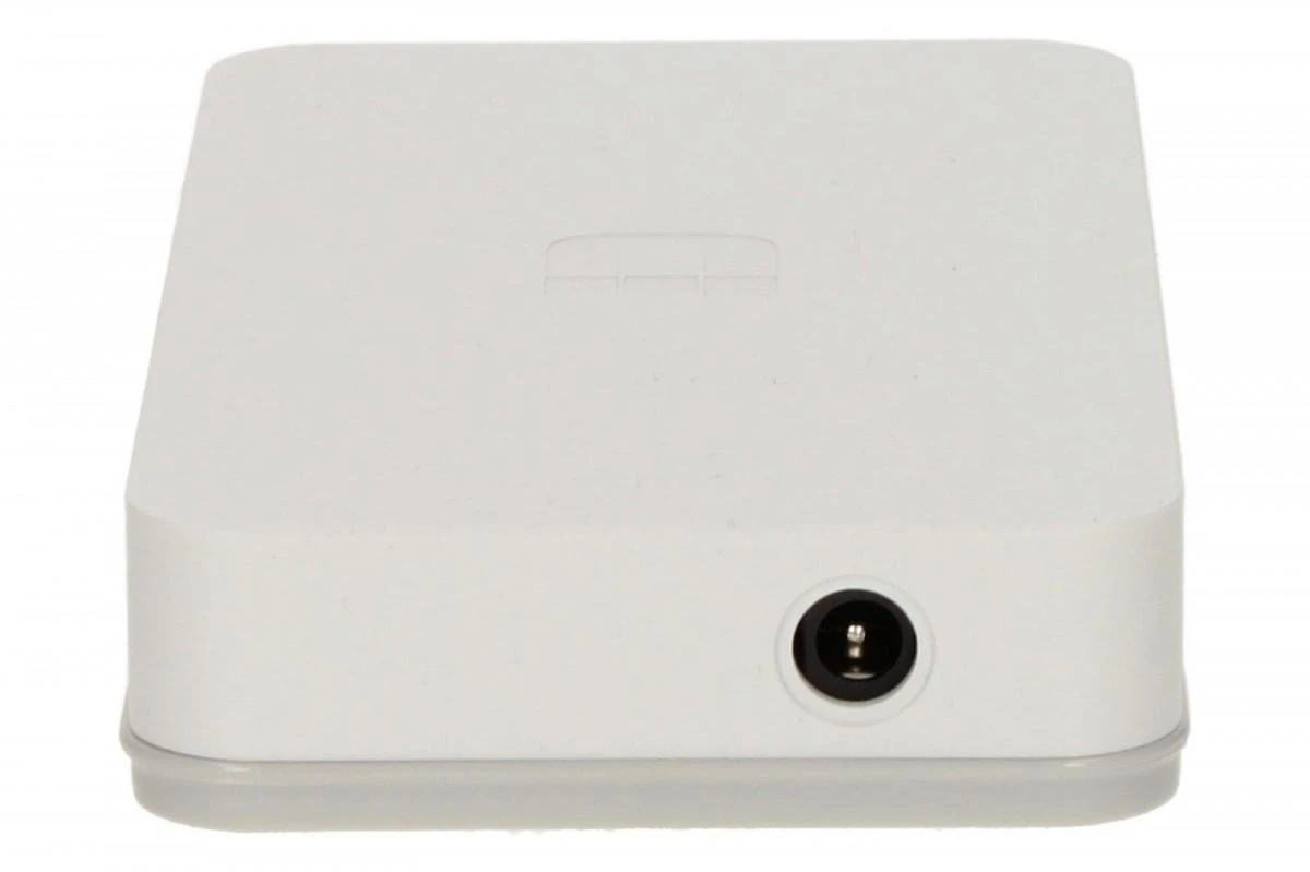 Šakotuvas D-Link GO-SW-8E/E tinklo komutatorius Ne-valdomas Fast Ethernet (10/100) Balta