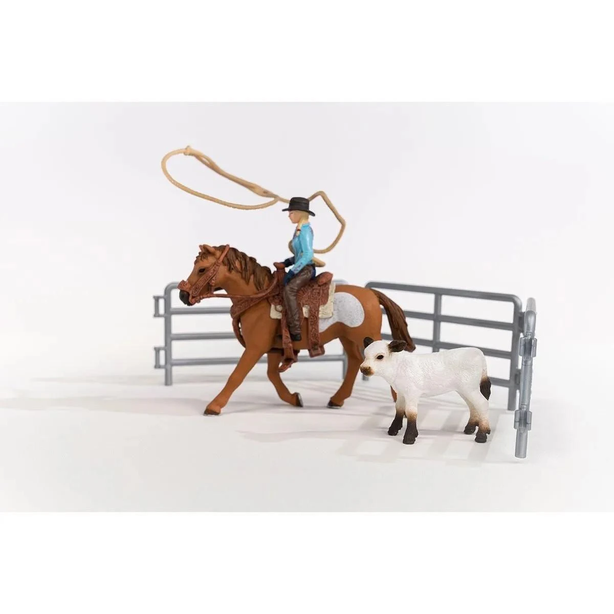 SCHLEICH „Naminiai gyvūnai“ Rinkinys - Raitelė ant žirgo su veršiuku