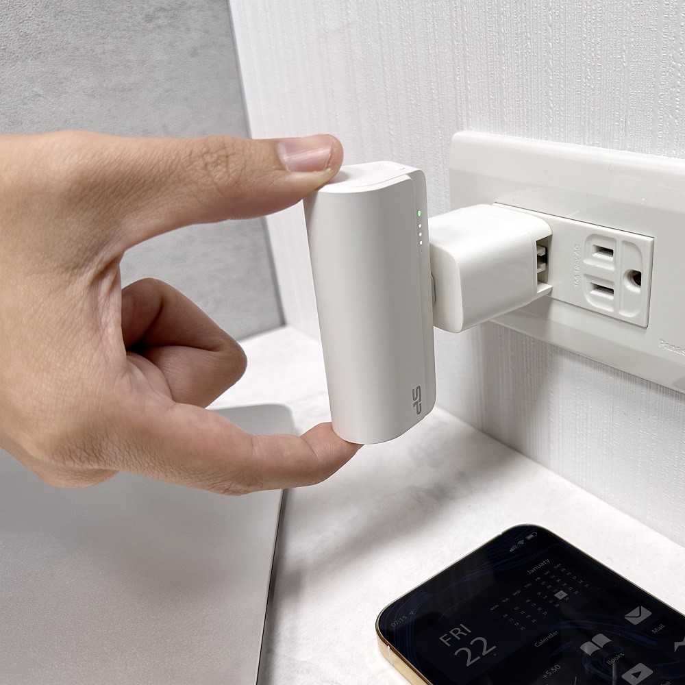 Silicon Power Bank | QD50 | 5000 mAh | USB-C | Baltas