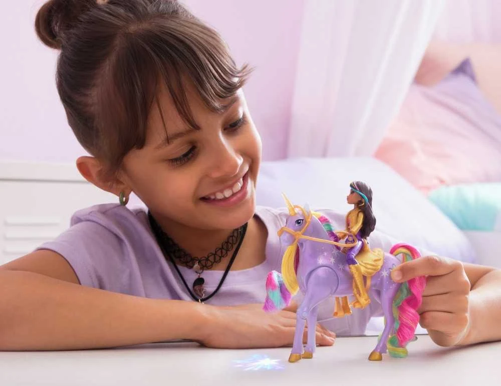 „Spin Master“ lėlė „Unicorn Academy“ Sofija ir „Wildstar“ šviesos efektai