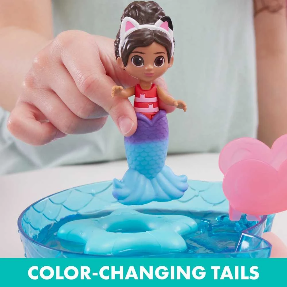 Spin Master Gabby's Dollhouse „Gabi's Cat House Pool Fun“ figūrėlių rinkinys 6067878 WB3