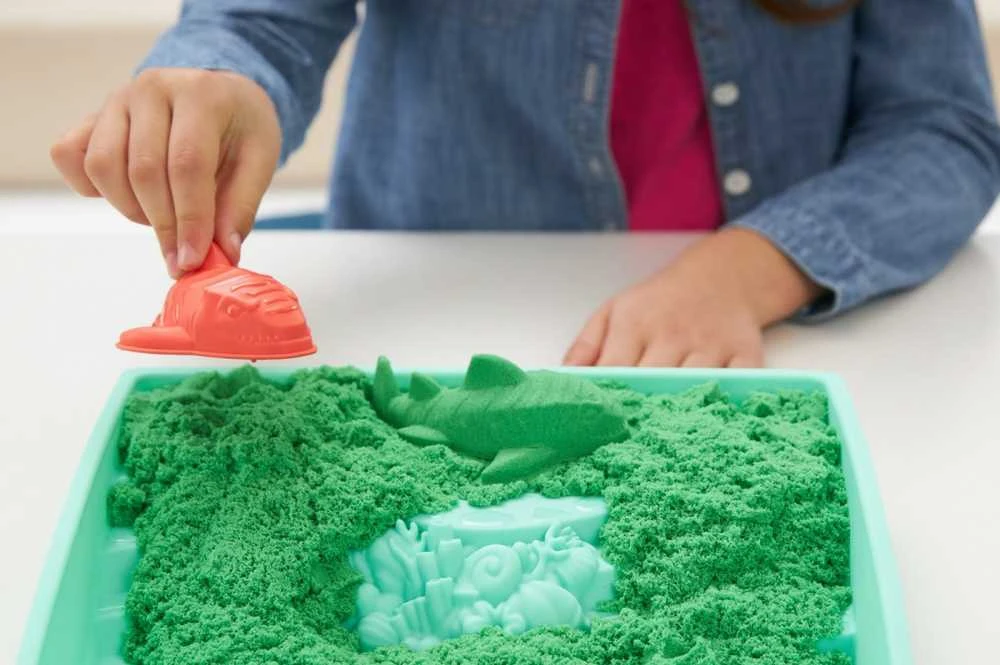 Spin Master Kinetic Sand Kinetinis smėlis – smėlio dėžės rinkinys – žalias (6067479)