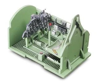 Tamiya P-47D Thunderbolt Razorback 1/48 plastikinis lėktuvo modelis