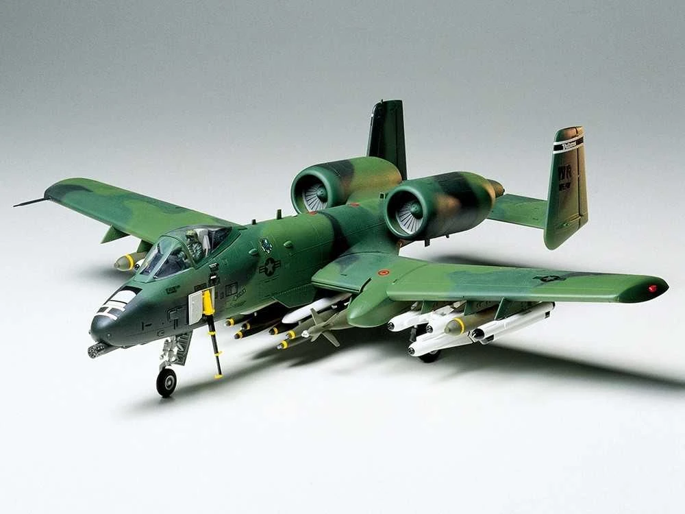 Tamiya – USAF Fairchild Republic A-10A Thunderbolt II, 1/48, 61028